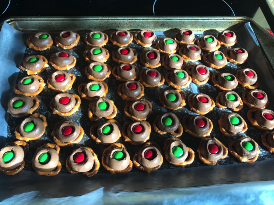 Easy Pretzel Turtles will satisfy any sweet tooth this holiday season. A simple treat for anyone to make. Photo credit to Sheri Edler.