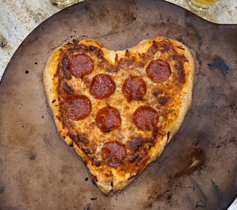Pizza and Cider on a date night sounds delish. 