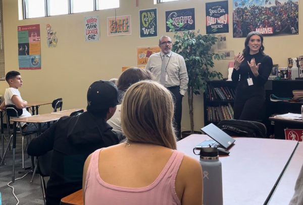 Retired photojournalist, Sam Nuanez, and ABC-15 Weekend Anchor, Amelia Fabiano, joined the Verrado Journalism class to discuss video storytelling.