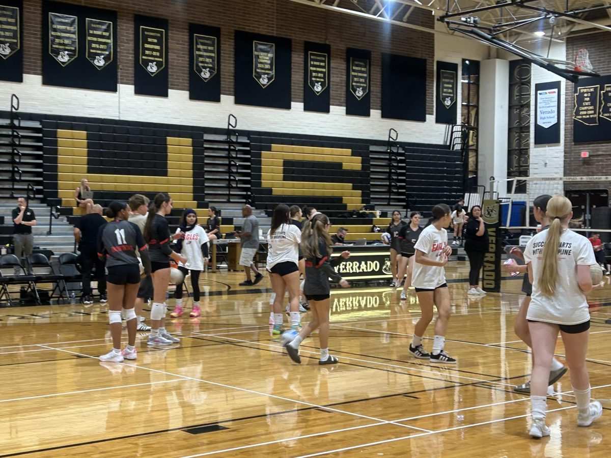 Ironwood warming up before their game.