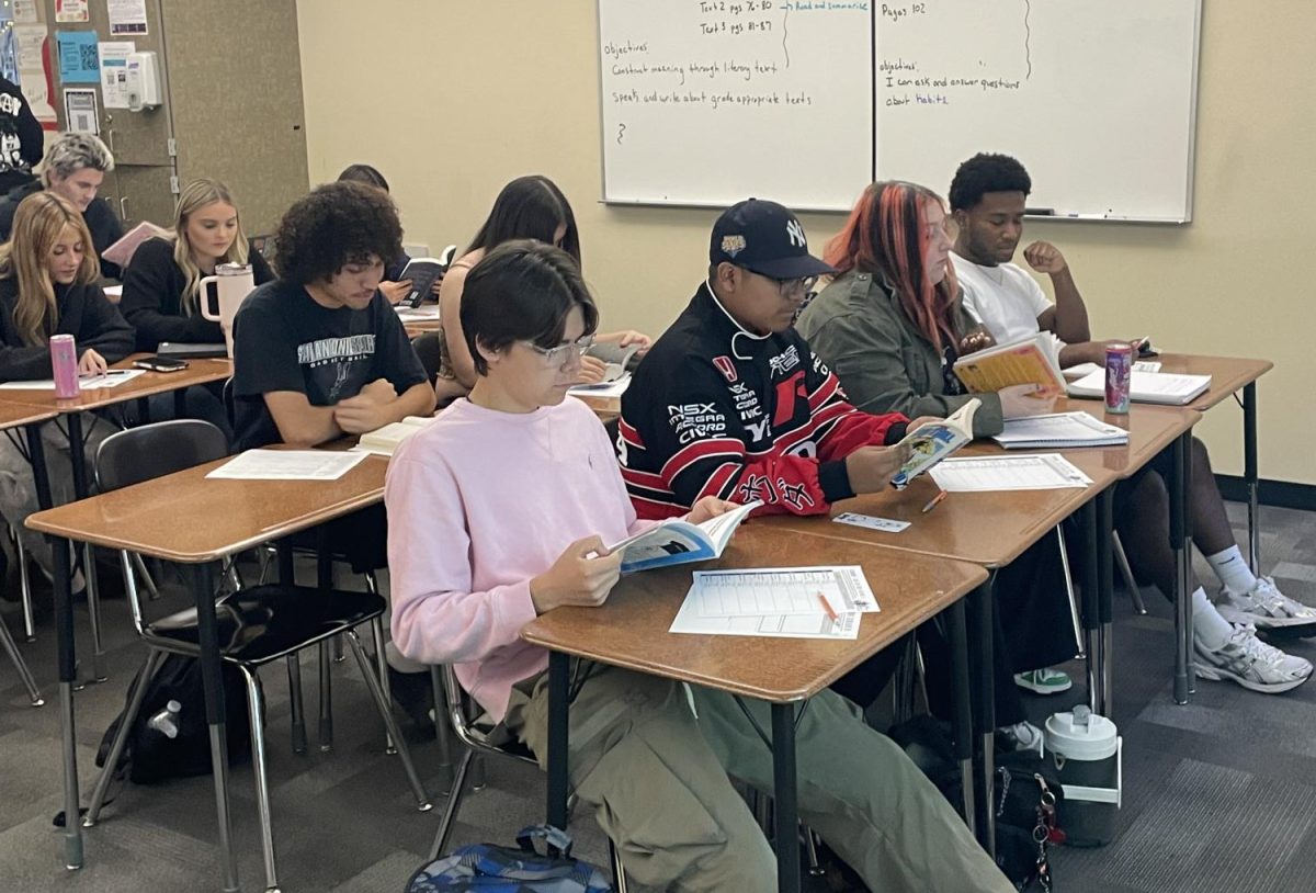Verrado students in Mr. Teran's English III class reading their selected SSR books. (Photo courtesy of Mr. Teran)